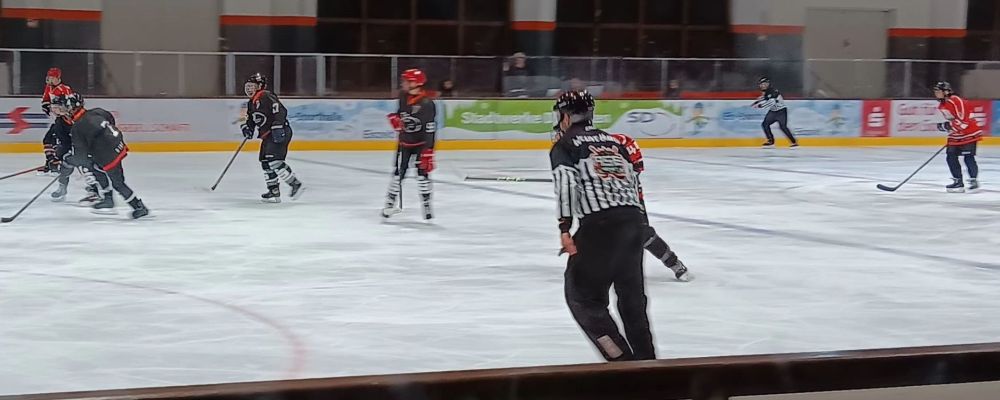 U17 schlägt Ratinger Ice Aliens im Testspiel